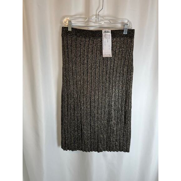 Tahari Dresses & Skirts - NWT Tahari Black Shimmer Metallic Pleated Midi Skirt Size S/P